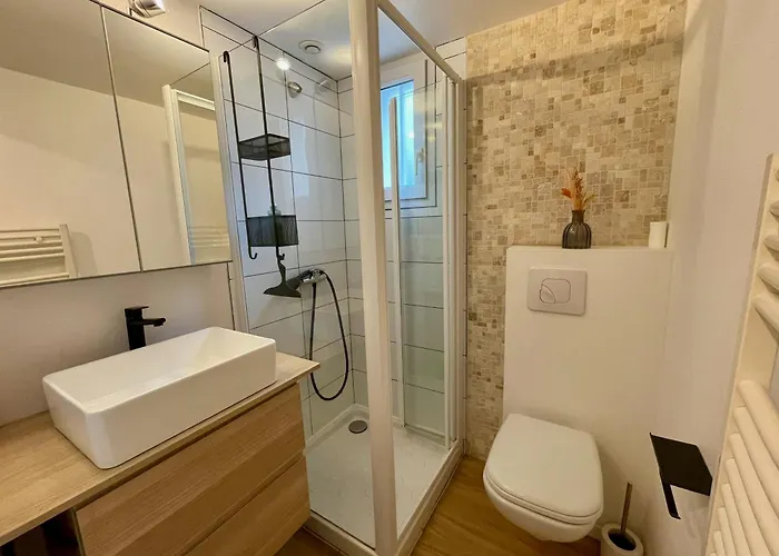 Lumineux Duplex A Pied *